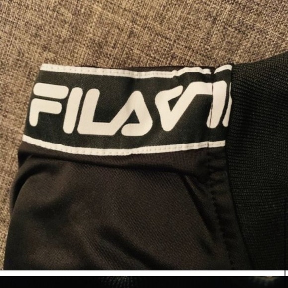 Fila NWT Men’s Black Tape 90s Y2K Track Jacket Coat Sweater - Picture 8 of 10